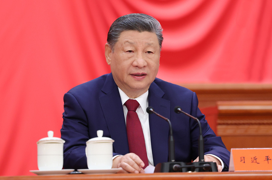 习近平出席纪念中国工农红军长征胜利90周年大会并发表重要讲话